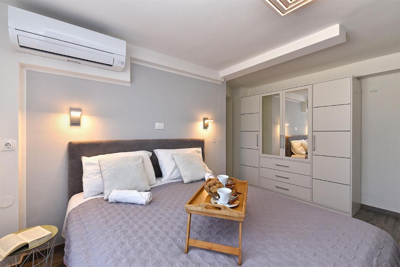 Double Room With Pool 2261 Μεντουλίν Εξωτερικό φωτογραφία