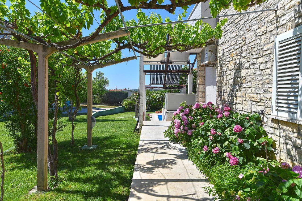 Double Room With Pool 2261 Μεντουλίν Εξωτερικό φωτογραφία